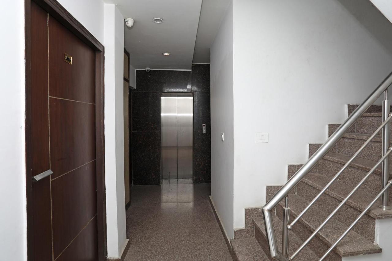 Hotel Flora Inn Gurgaon Exterior foto